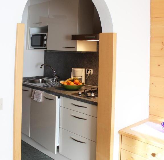 Студия Стандарт, Residence Lastei