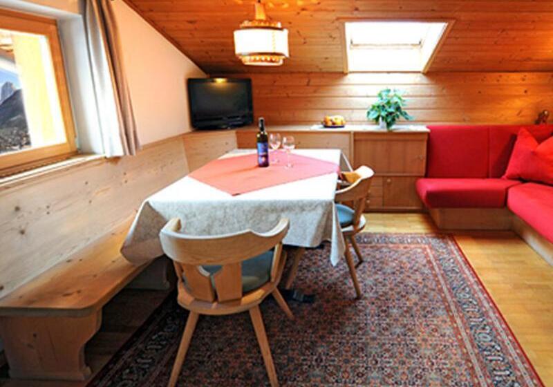 Апартаменты 2 Спальни, Residence Lastei