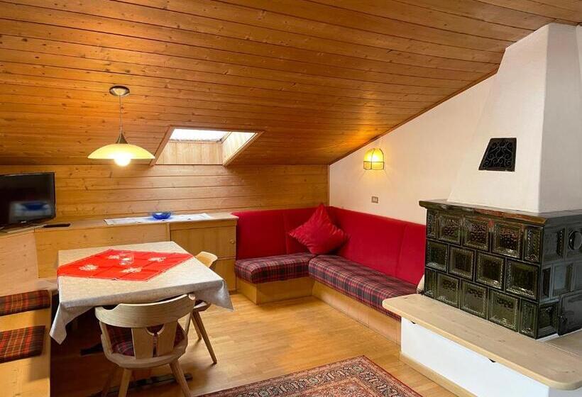 Апартаменты 2 Спальни, Residence Lastei