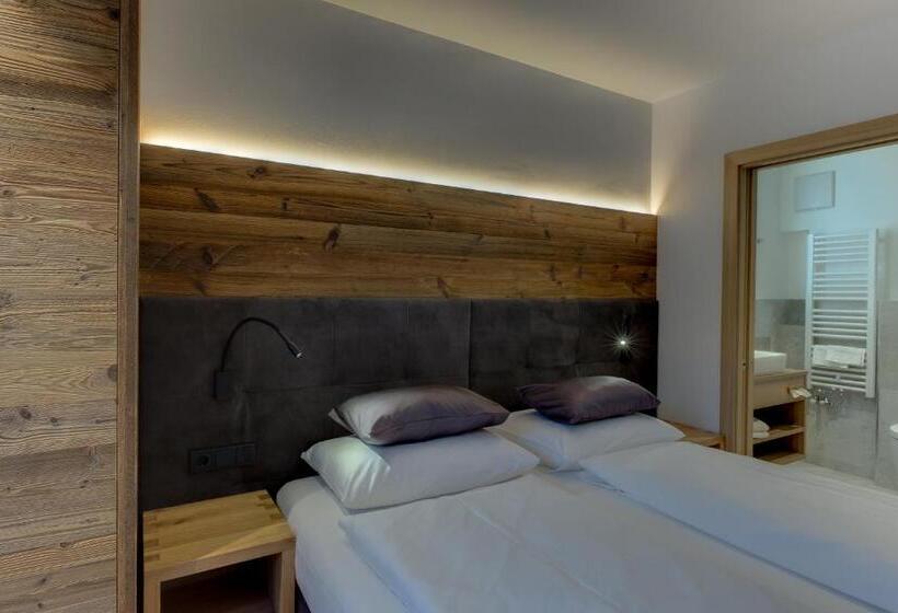 Апартаменты 1 Спальня с Балконом, Residence Magdalena