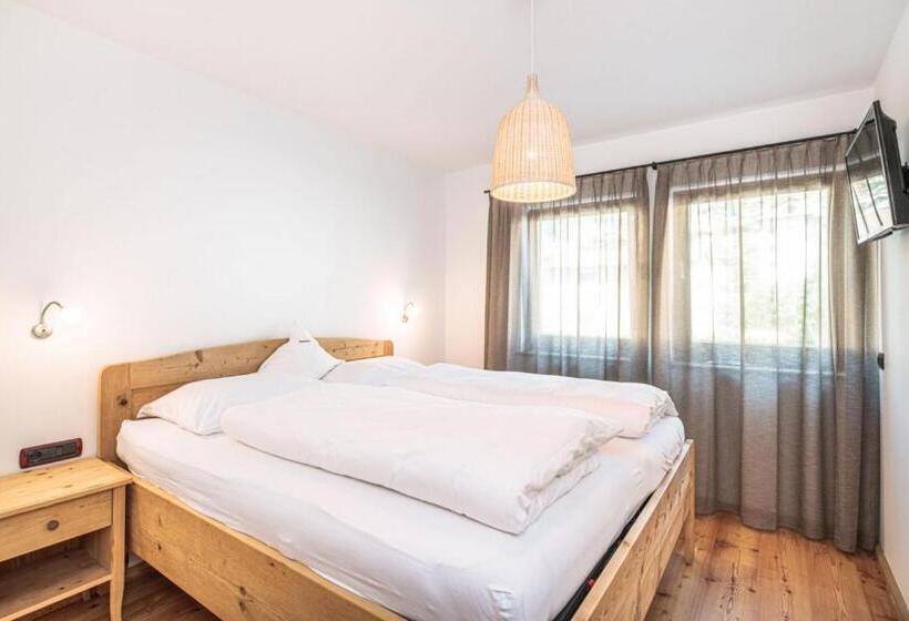 Апартаменты 1 Спальня Вид на Сад, Residence Magdalena