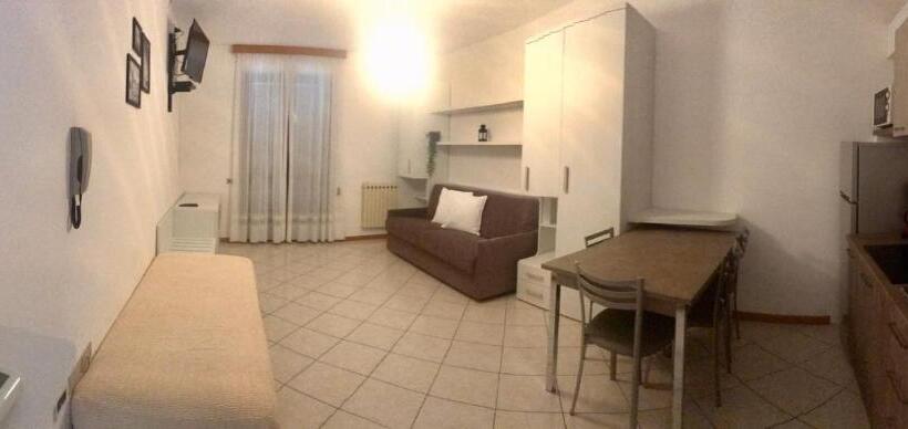 标准工作室, Residence Miravalle