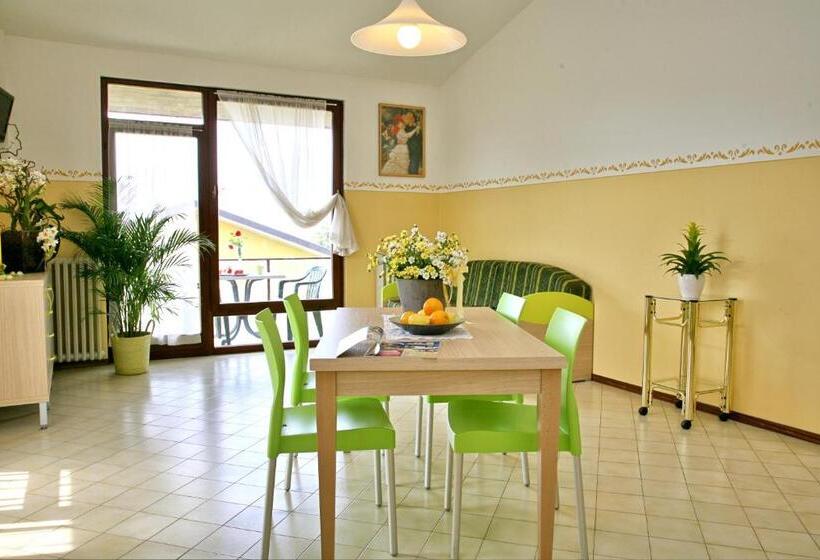 דירת חדר, Residence Uliveto
