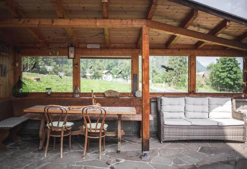 דירת חדר, Haus Adlerhorst