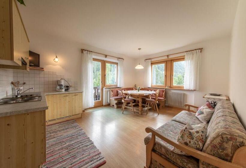 1 Bedroom Apartment Lake View, Haus Adlerhorst