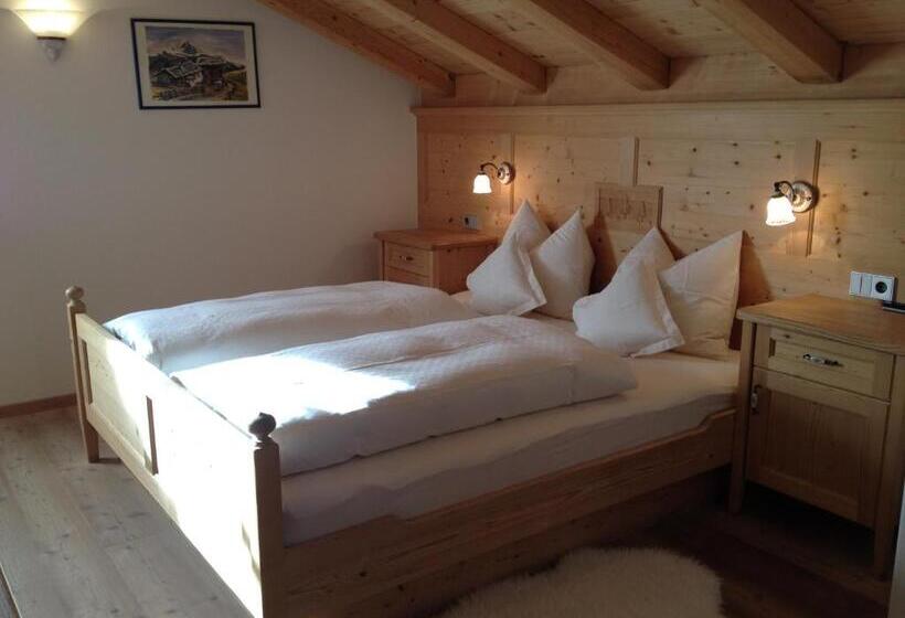 اتاق استاندارد, Agriturismo Maso Larciunei