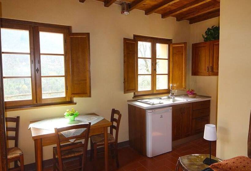 استوديو إدارى, Agriturismo Pian Di Fiume