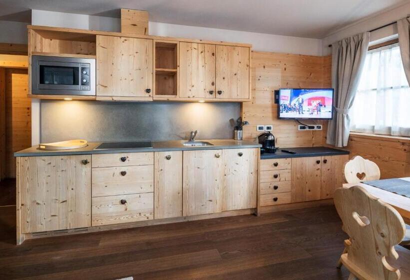 شقة ديلوكس غرفة واحدة, Nei Y Suredl Nevesole