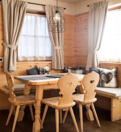 شقة ديلوكس غرفة واحدة, Nei Y Suredl Nevesole