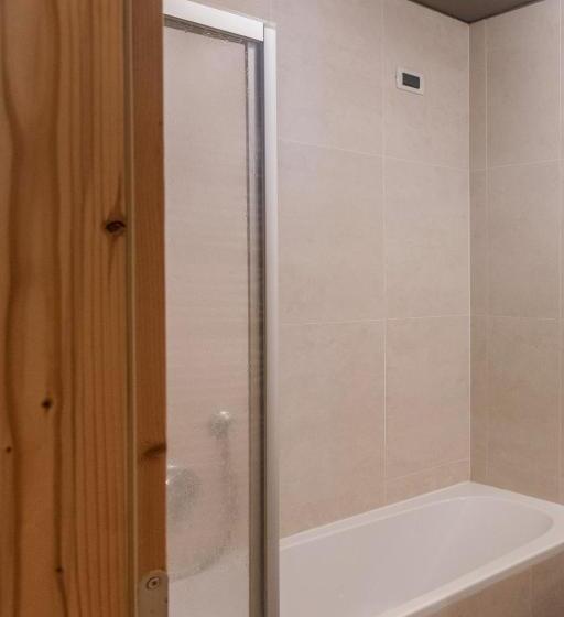 شقة سوبريور غرفة واحدة, Nei Y Suredl Nevesole