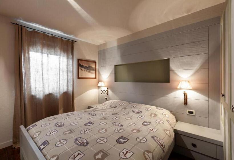 غرفة دوبلكس, Nei Y Suredl Nevesole