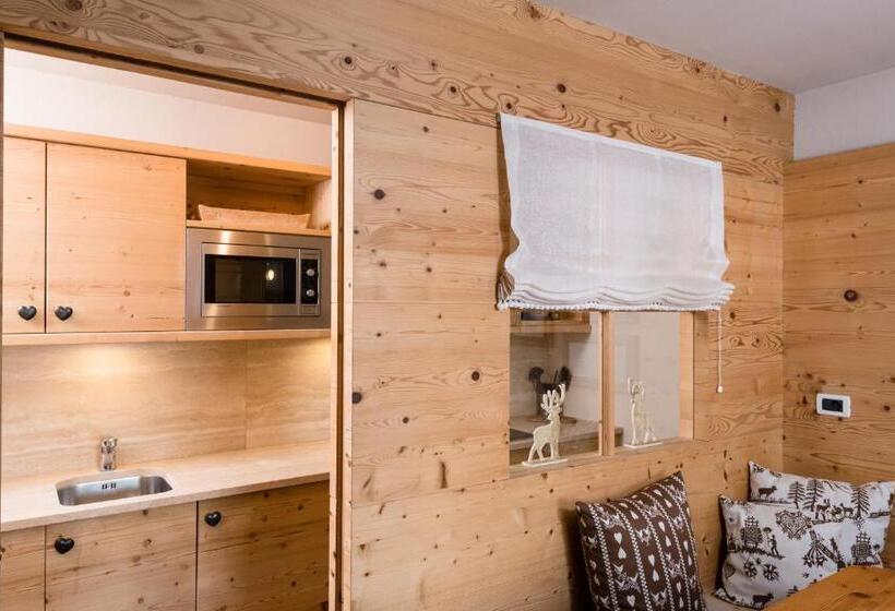 شقة ديلوكس غرفة واحدة, Nei Y Suredl Nevesole