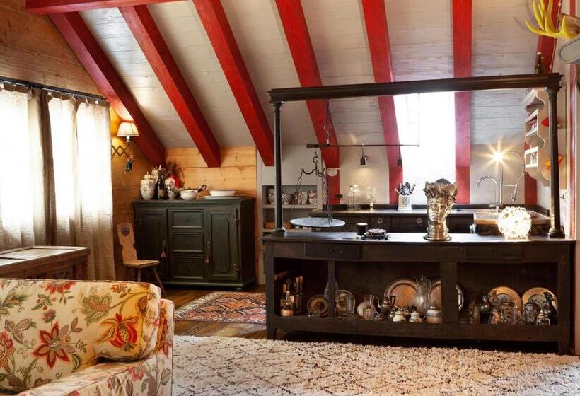 غرفة دوبلكس, Nei Y Suredl Nevesole