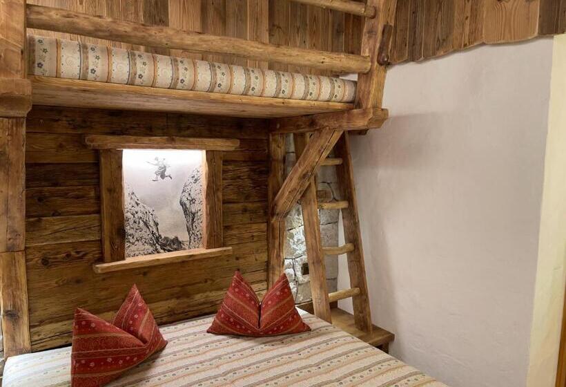 شقة غرفة واحدة, Residence Lastè