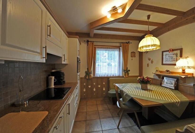 آپارتمان 2 خوابه, Residence Lastè