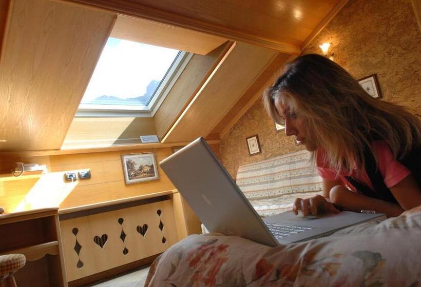 شقة غرفة واحدة, Residence Lastè