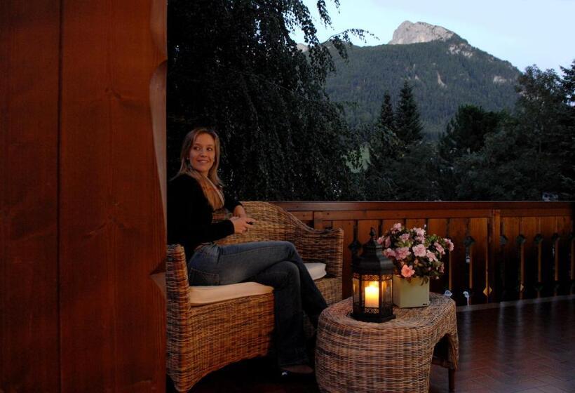 شقة غرفتين, Residence Lastè