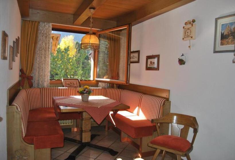 شقة غرفتين, Residence Lastè