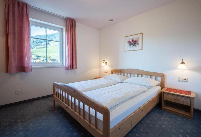 Апартаменты 1 Спальня, Residence Treyer