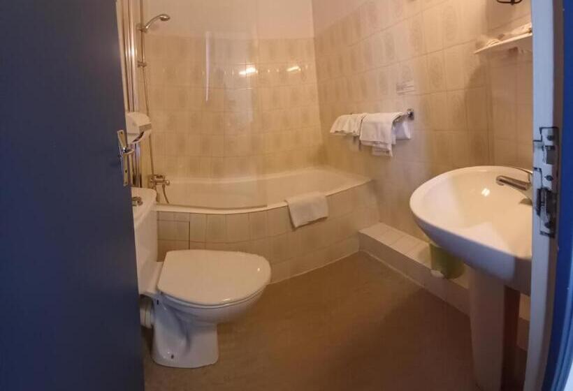 Номер Стандарт, Ker Annick