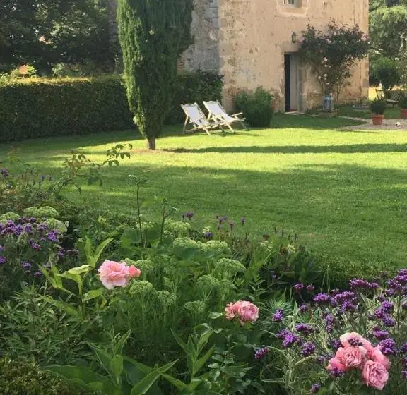 ガーデンビュースタンダードルーム, Domaine De La Partoucie
