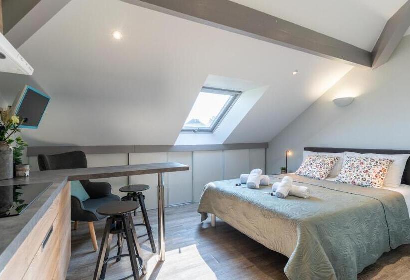 إستوديو قياسى, Residence Croma