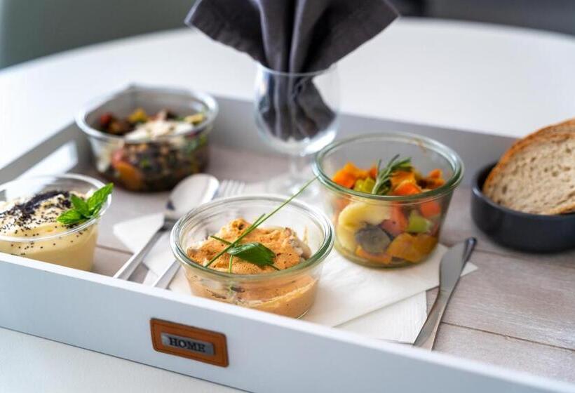 شقة غرفة واحدة, Residence Croma