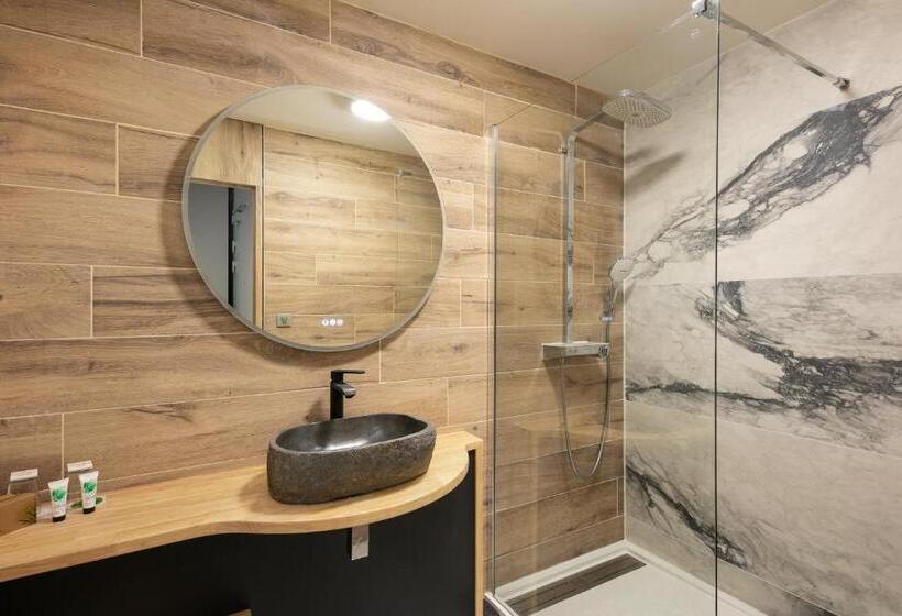 דירת חדר נוף לים, Résidence Bellevue