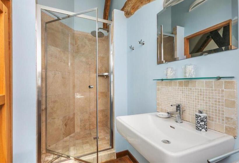 Трехместный Номер Superior, Domaine De Rambeau