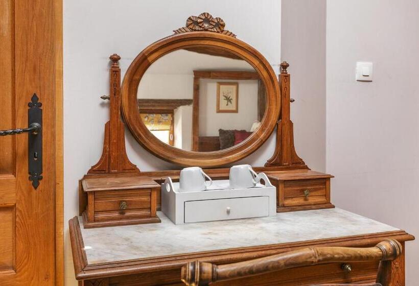 수피리어 트리플 룸, Domaine De Rambeau