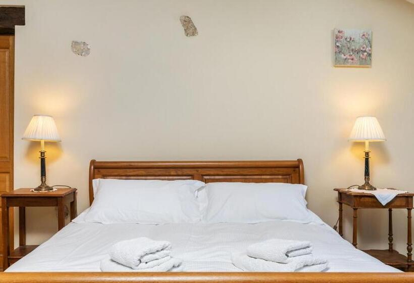 디럭스 패밀리 룸, Domaine De Rambeau