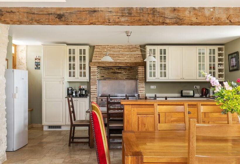 침실 1개 주택, Domaine De Rambeau