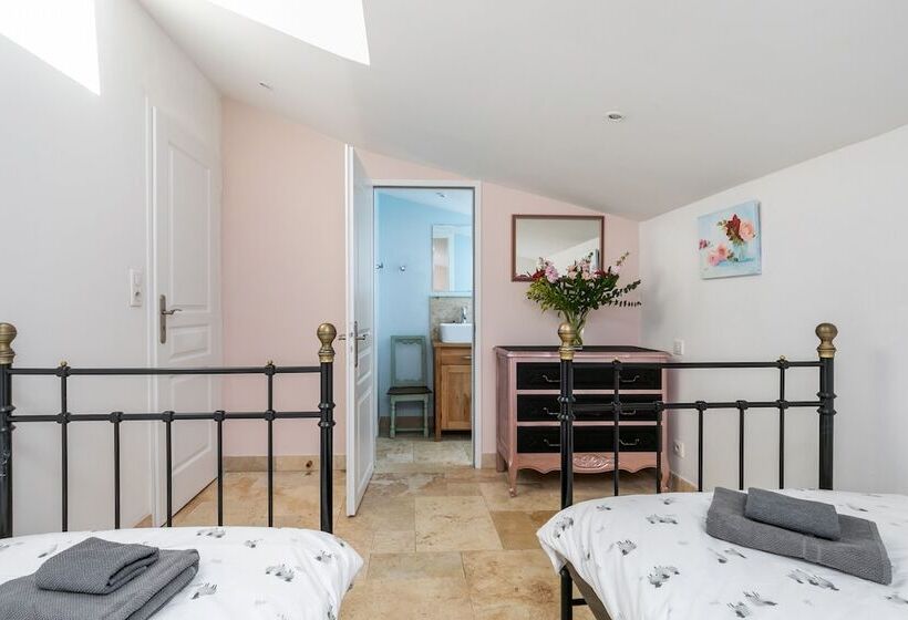 침실 1개 주택, Domaine De Rambeau