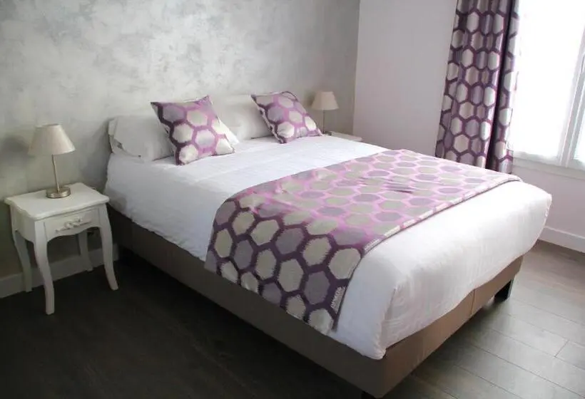 Superior-studio, Cosy Apparts Suresnes La Défense