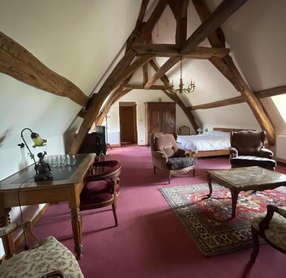 家庭小型套房, Château De La Berchère