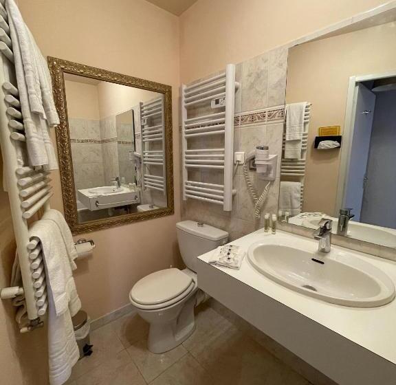 家庭小型套房, Château De La Berchère