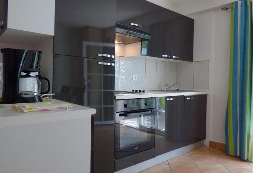 Апартаменты 1 Спальня, Au Reveil Des Cigales