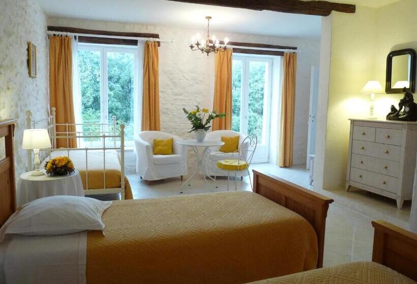 Номер Стандарт Трехместный, Domaine De Coussères