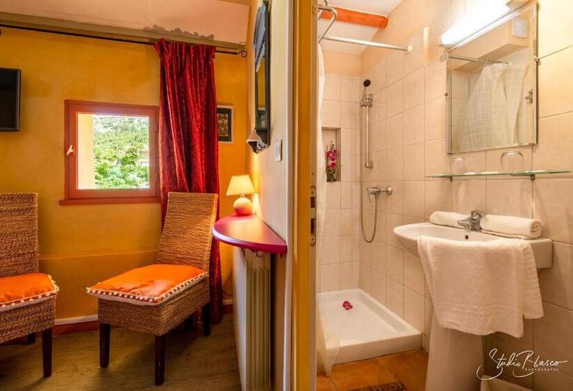 غرفة قياسية, Le Relais Des Dentelles