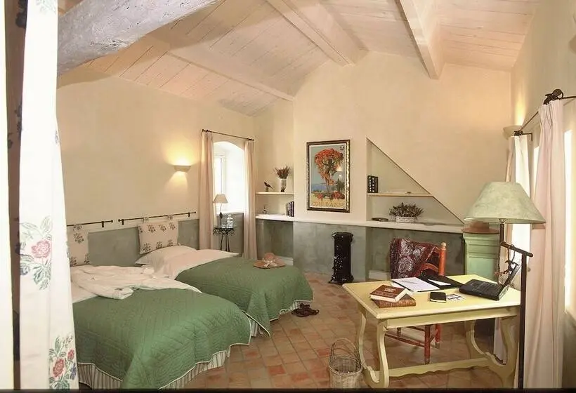 スーペリアールーム, Une Campagne En Provence