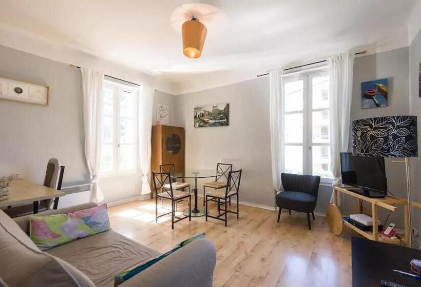 Апартаменты 1 Спальня, Alexandra Apartments