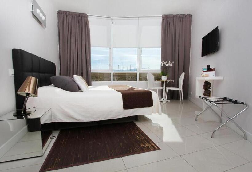 اتاق راحتی, Bleu Mer Duplex & Suites