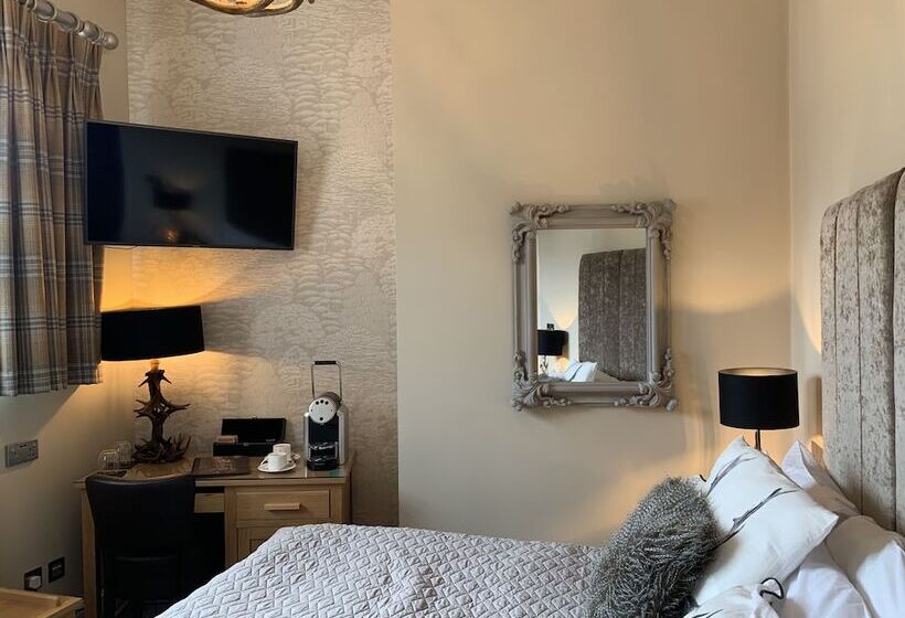 スタンダードルーム, The Wheatsheaf Hotel, Sandbach