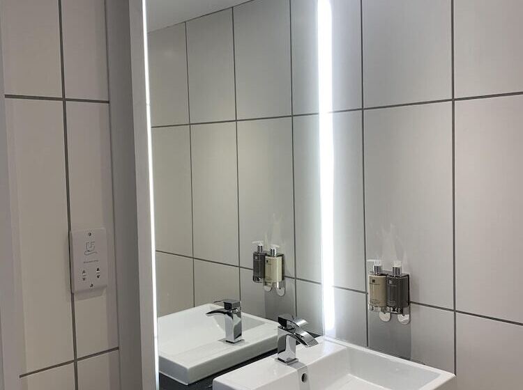 スーペリアールーム, The Wheatsheaf Hotel, Sandbach