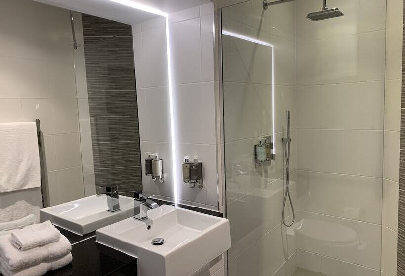 デラックスルーム, The Wheatsheaf Hotel, Sandbach