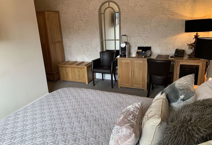 デラックスルーム, The Wheatsheaf Hotel, Sandbach