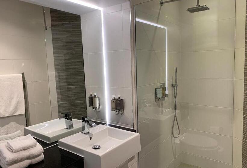 スーペリアールーム, The Wheatsheaf Hotel, Sandbach