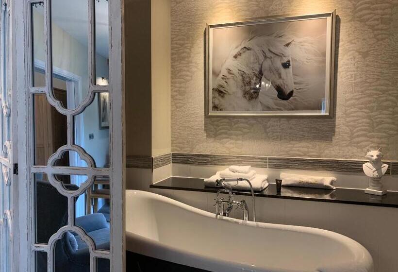 スイート, The Wheatsheaf Hotel, Sandbach