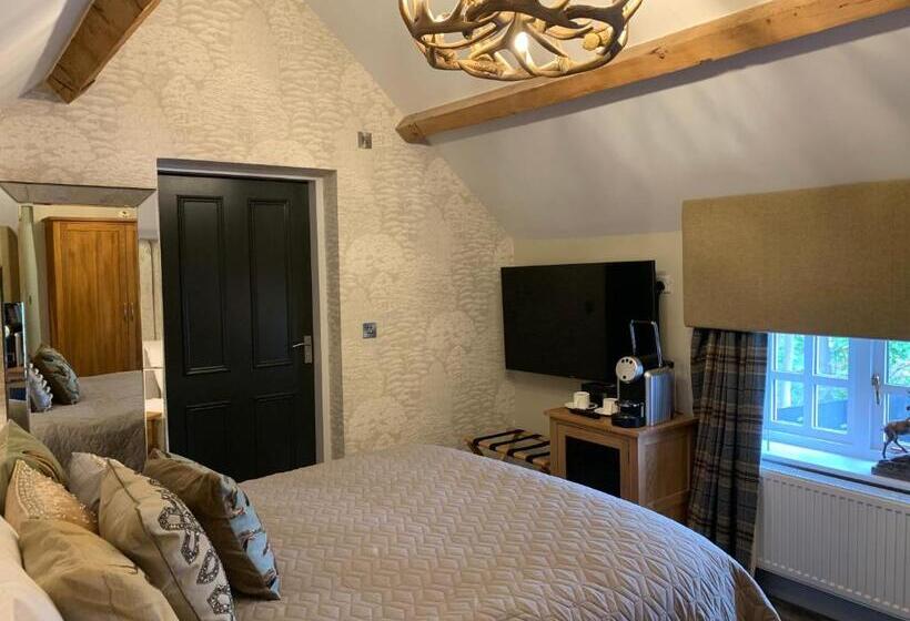 キングサイズベッドのスーペリアルーム, The Wheatsheaf Hotel, Sandbach