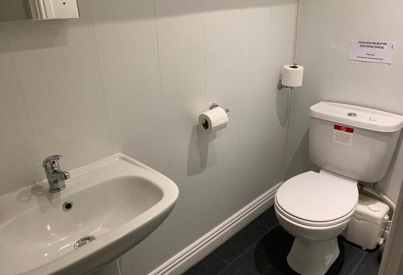 חדר סטנדרט חדר אמבטיה משותף, Armada Guesthouse